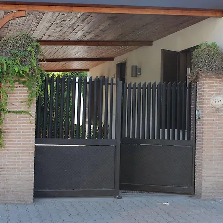 Bed & Breakfast B&B Pompei Welcome 4*